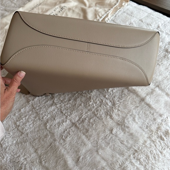 Kate Spade All Day Large Tote - Picture 4 of 12